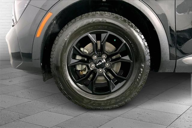 2023 Kia Sportage Vehicle Photo in Lees Summit, MO 64086