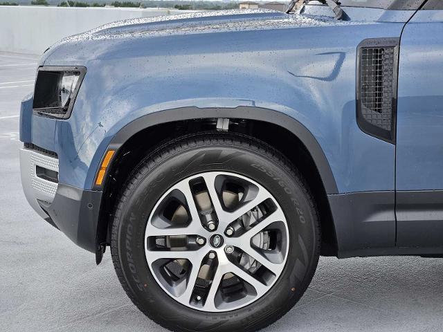 2025 Defender Vehicle Photo in AUSTIN, TX 78717