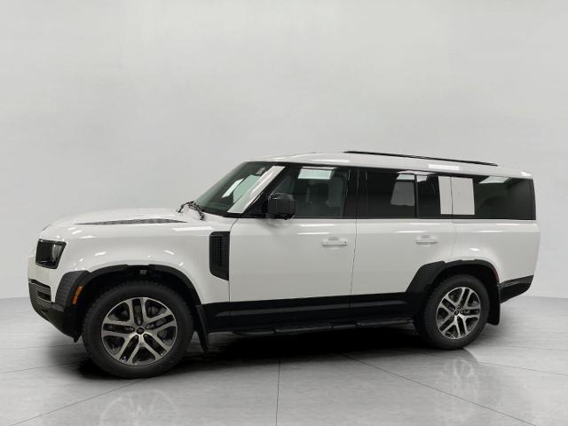 2025 Defender Vehicle Photo in Appleton, WI 54913