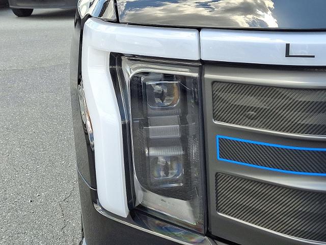 2023 Ford F-150 Lightning Vehicle Photo in HARRISBURG, PA 17111-1033