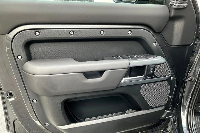 2024 Land Rover Defender Vehicle Photo in San Antonio, TX 78230