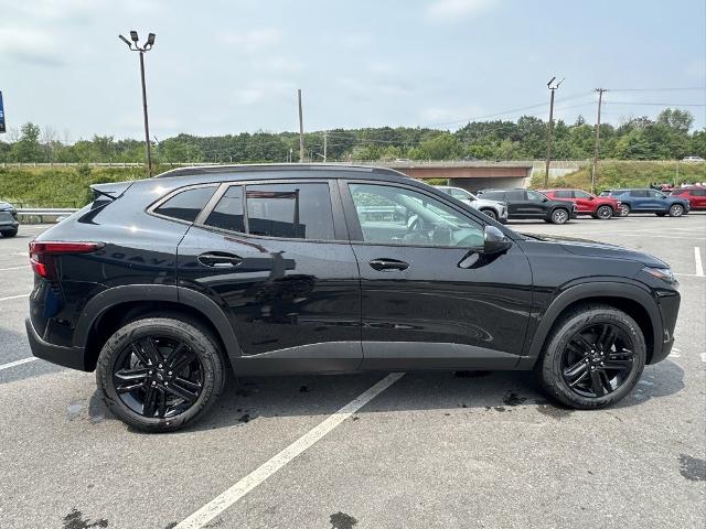 2025 Chevrolet Trax Vehicle Photo in GARDNER, MA 01440-3110