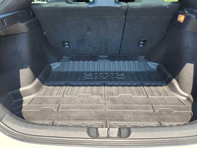 2022 Honda Civic Hatchback Vehicle Photo in DENTON, TX 76210-9321