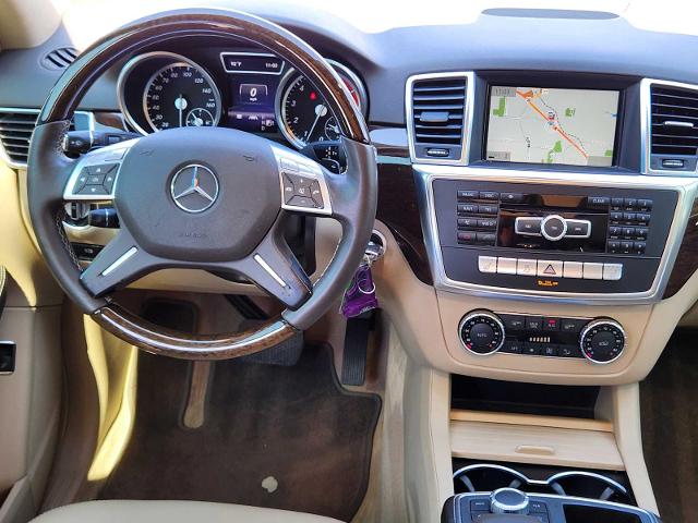 2013 Mercedes-Benz M-Class Vehicle Photo in DENTON, TX 76210-9321
