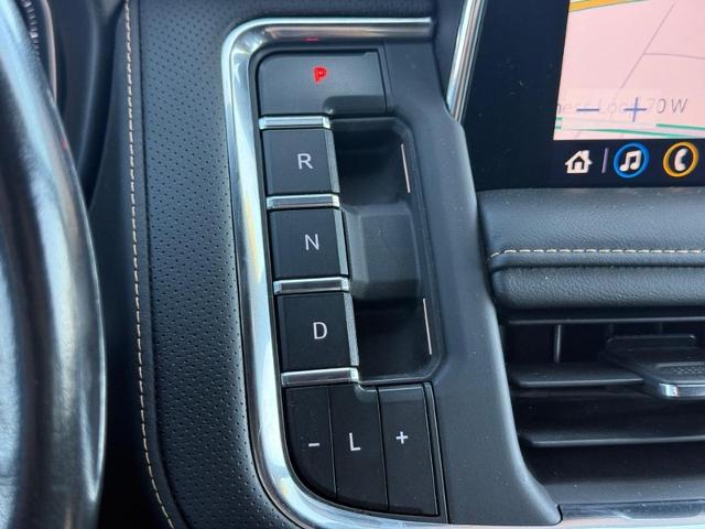 2021 GMC Yukon XL Vehicle Photo in COLUMBIA, MO 65203-3903