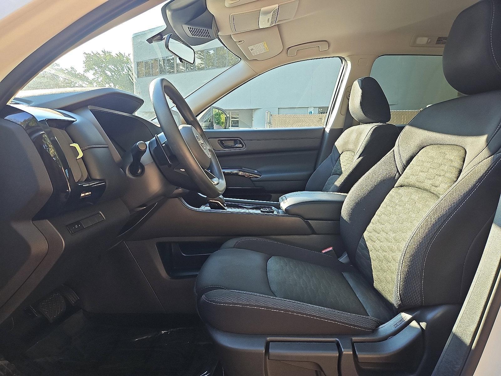 2023 Nissan Pathfinder Vehicle Photo in Jenkintown, PA 19046