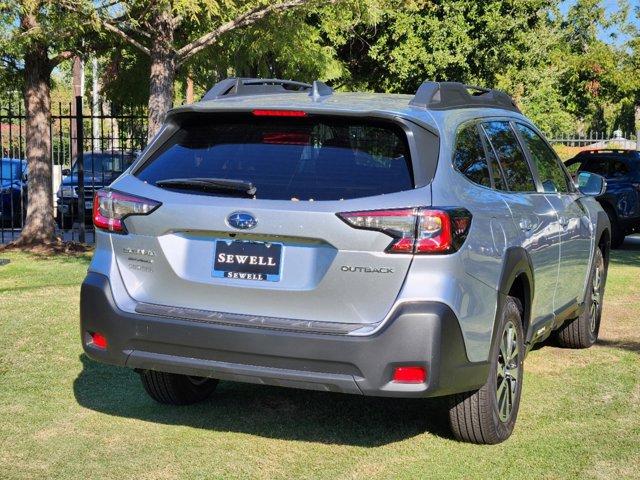 2025 Subaru Outback Vehicle Photo in DALLAS, TX 75209