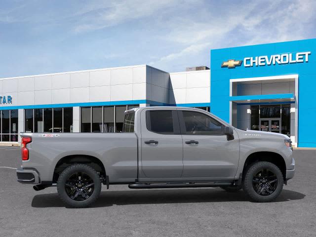 2025 Chevrolet Silverado 1500 Vehicle Photo in MOON TOWNSHIP, PA 15108-2571