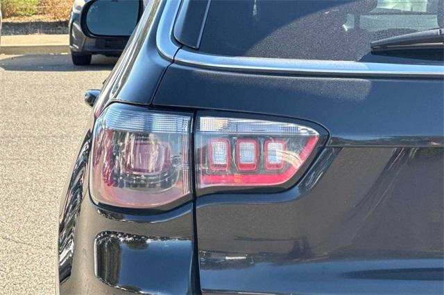 2021 Jeep Compass Vehicle Photo in ELK GROVE, CA 95757-8703