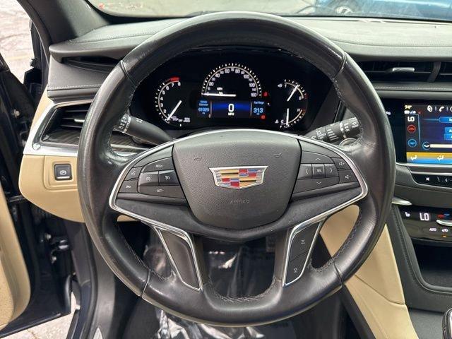 2018 Cadillac XT5 Vehicle Photo in MEDINA, OH 44256-9631