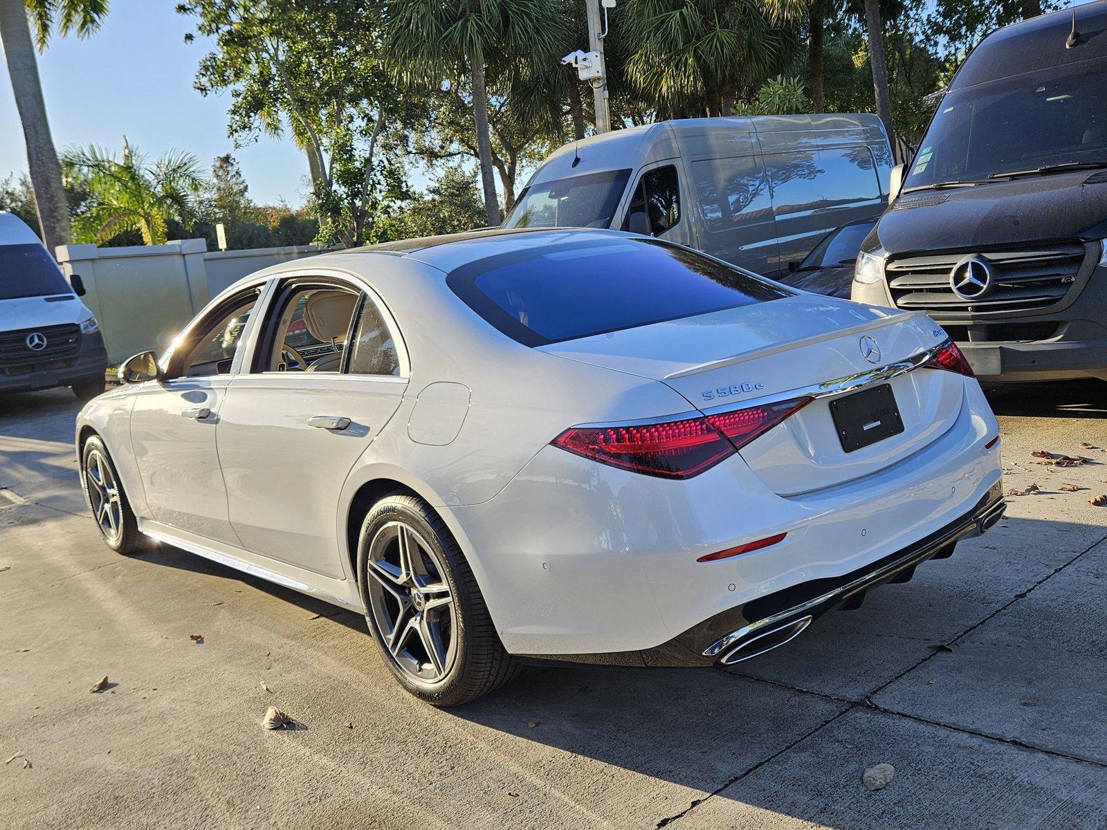 2024 Mercedes-Benz S-Class Vehicle Photo in Pembroke Pines , FL 33027