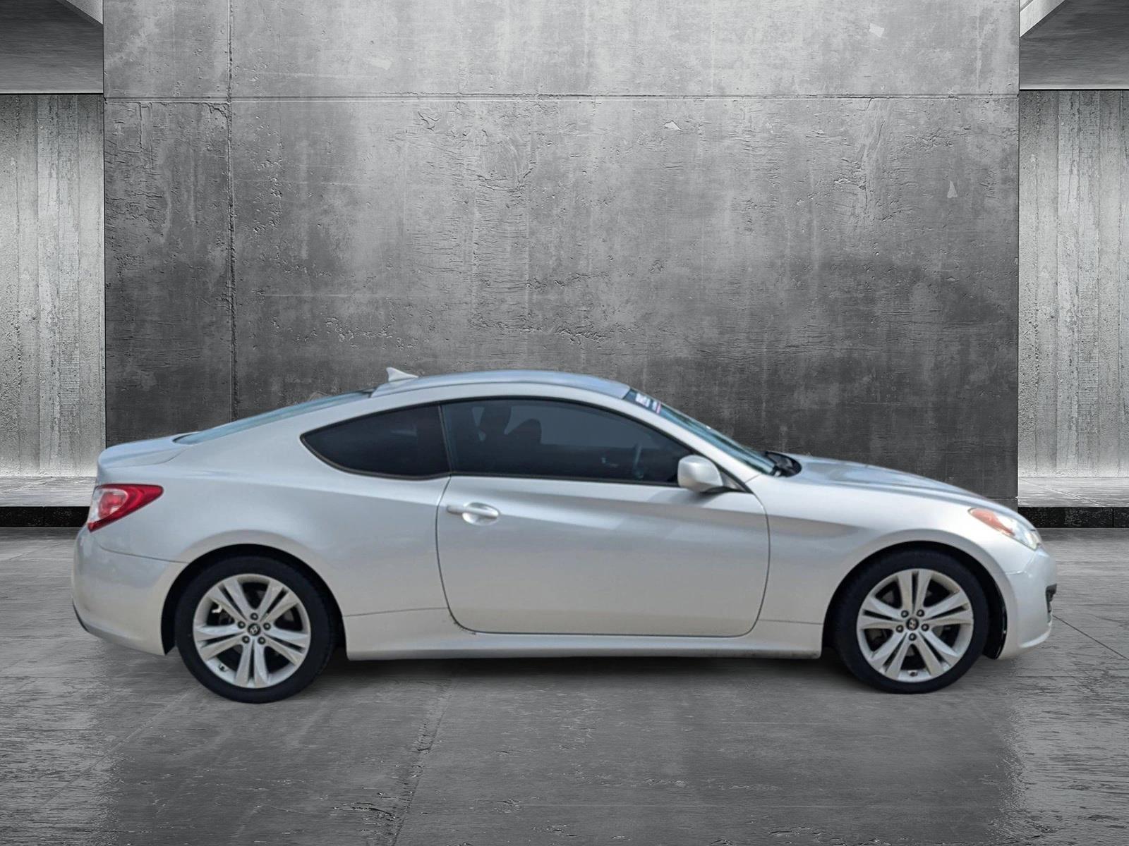 2011 Hyundai Genesis Coupe Vehicle Photo in CORPUS CHRISTI, TX 78416-1100