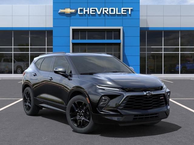 2025 Chevrolet Blazer Vehicle Photo in LEOMINSTER, MA 01453-2952