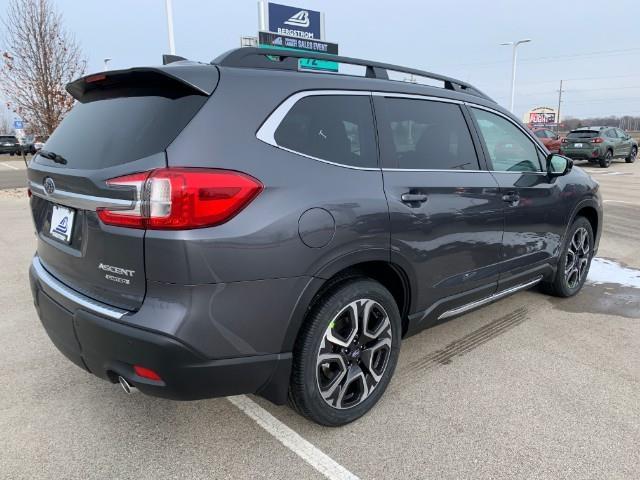 2025 Subaru Outback Vehicle Photo in Oshkosh, WI 54904