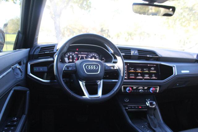 2024 Audi Q3 Vehicle Photo in HOUSTON, TX 77090