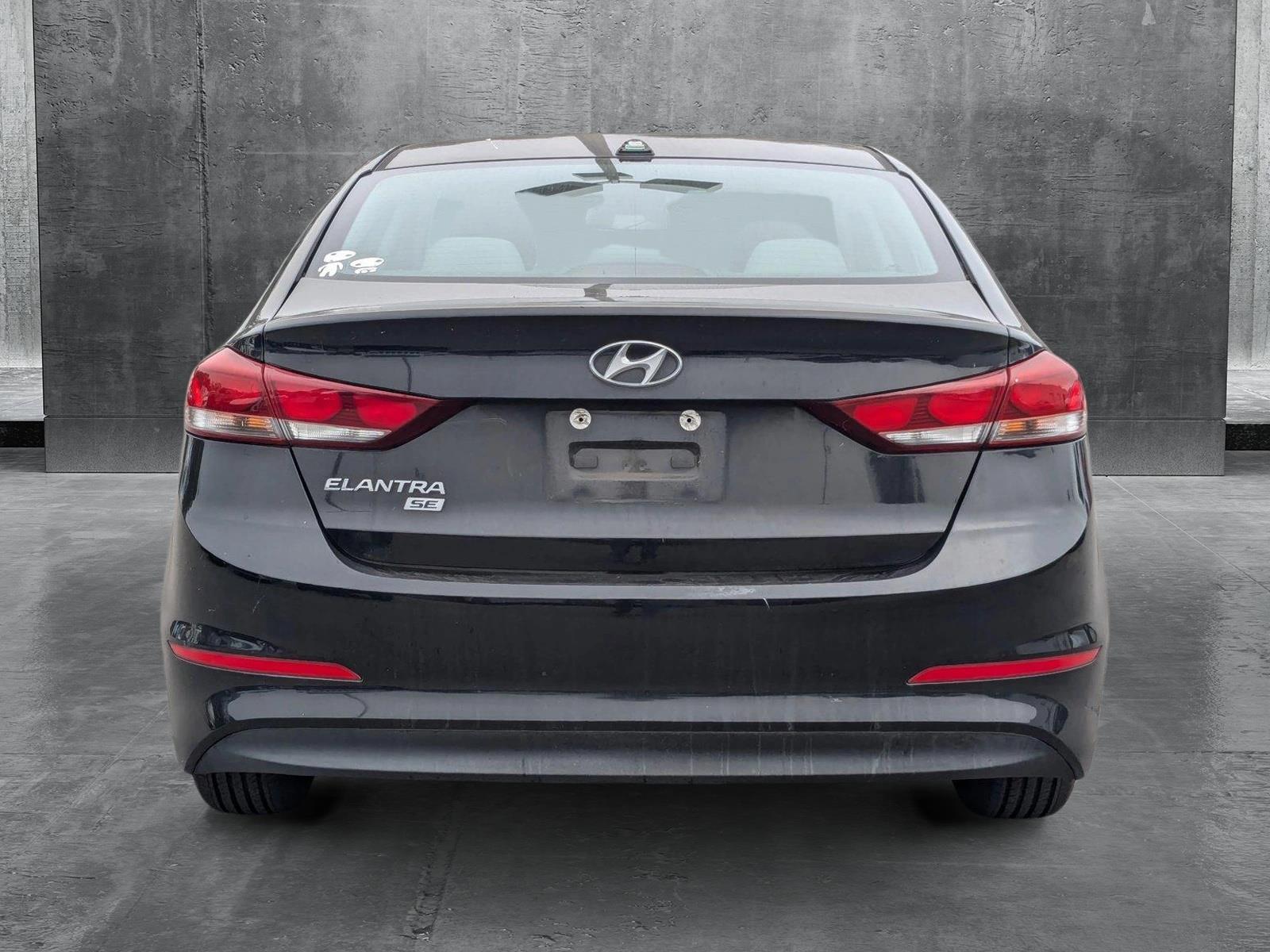 2017 Hyundai ELANTRA Vehicle Photo in St. Petersburg, FL 33713