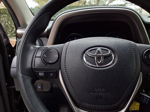 2018 Toyota RAV4 Vehicle Photo in SAN ANTONIO, TX 78230-1001