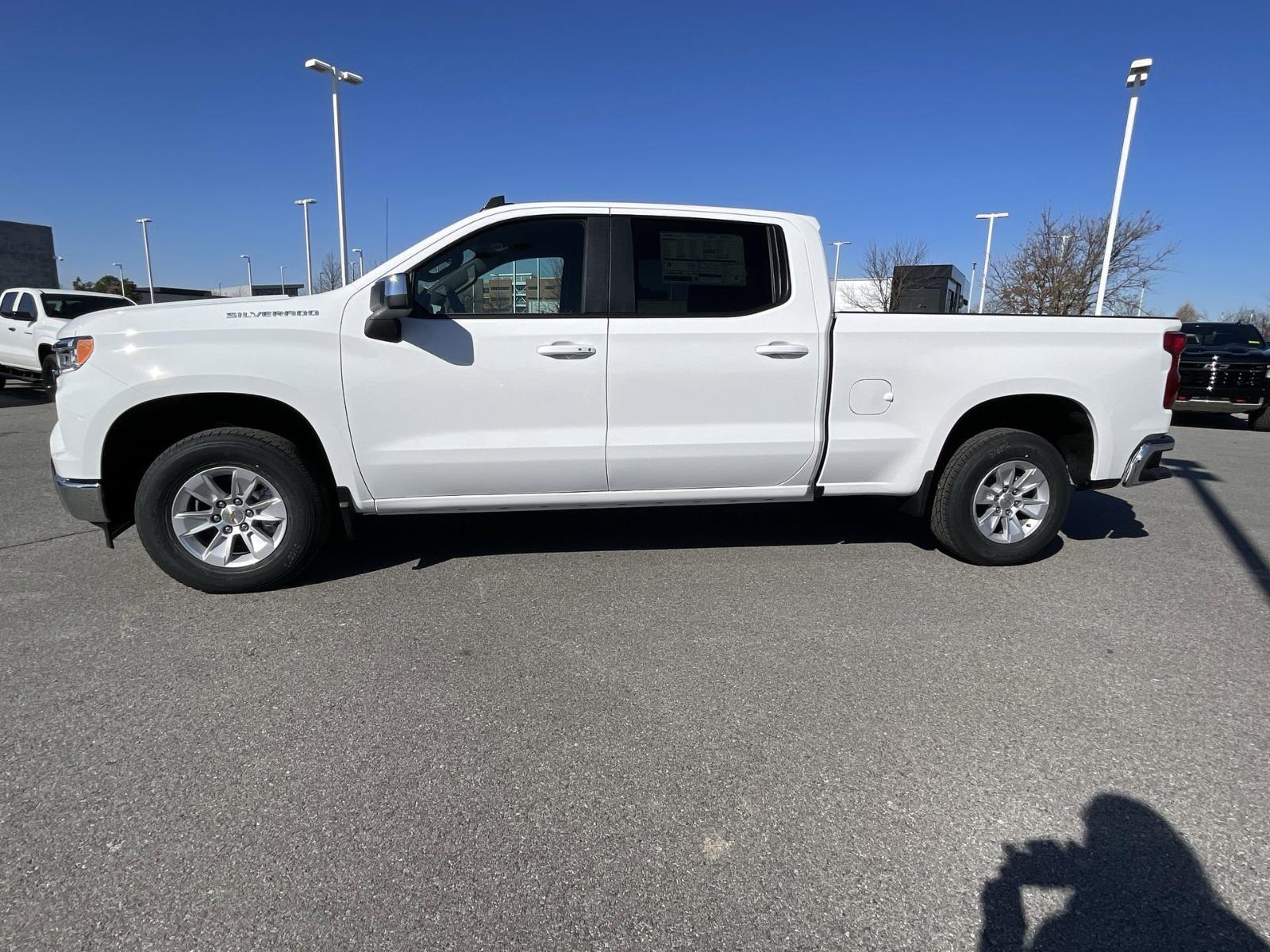 2025 Chevrolet Silverado 1500 Vehicle Photo in BENTONVILLE, AR 72712-4322