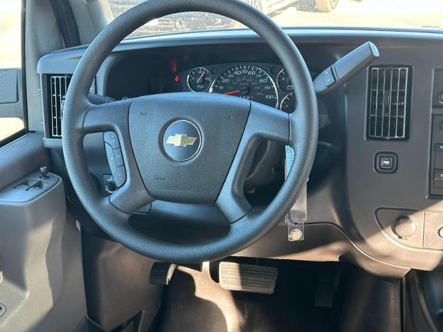 2024 Chevrolet Express Cargo 2500 Vehicle Photo in COLUMBIA, MO 65203-3903