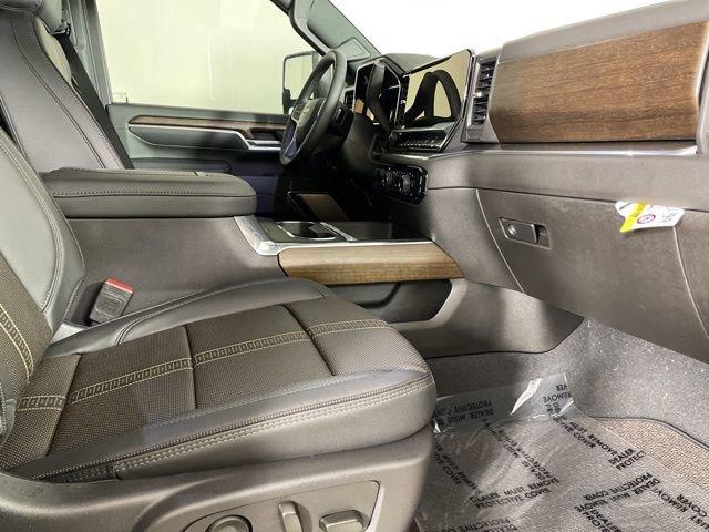 2025 Chevrolet Silverado 3500 HD Vehicle Photo in PHOENIX, AZ 85014-3381