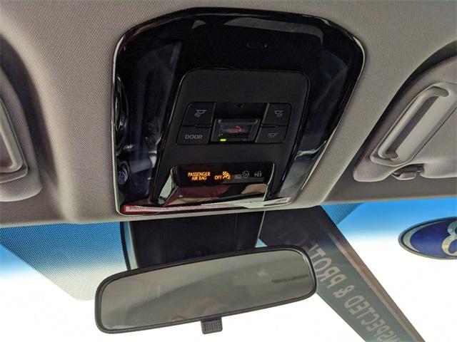2023 Toyota Venza Vehicle Photo in ENGLEWOOD, CO 80113-6708
