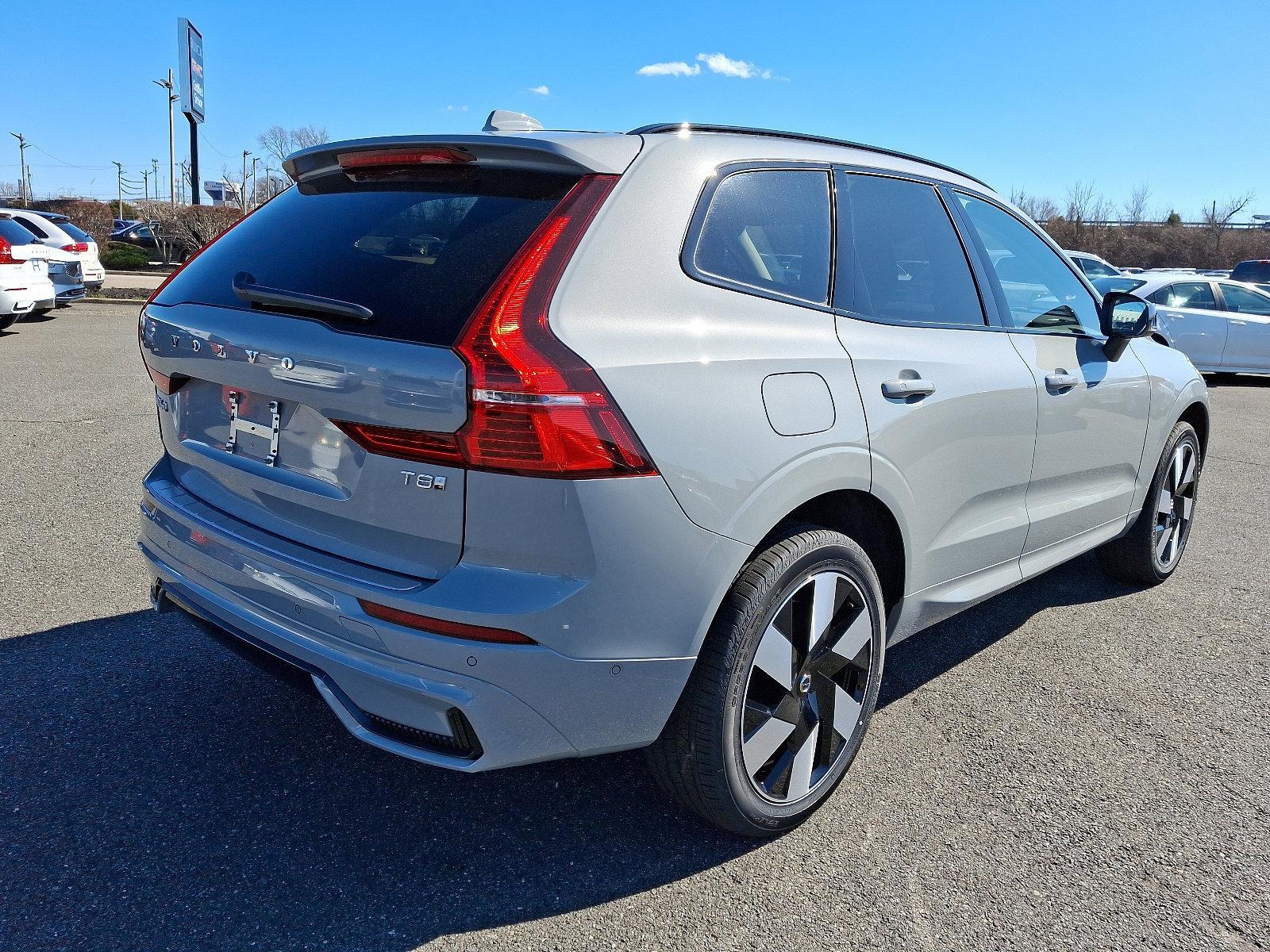 2025 Volvo XC60 Plug-In Hybrid Vehicle Photo in Trevose, PA 19053
