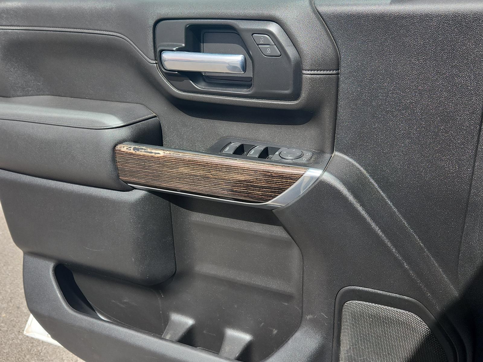 2023 GMC Sierra 2500 HD Vehicle Photo in Albuquerque, NM 87110