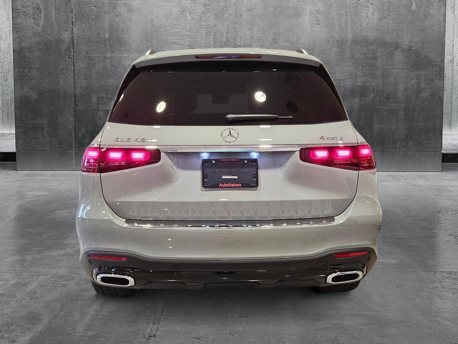 2025 Mercedes-Benz GLS Vehicle Photo in Coconut Creek, FL 33073