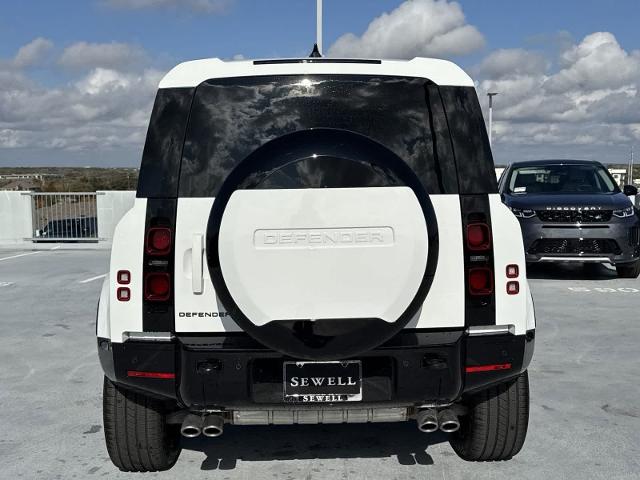 2025 Defender Vehicle Photo in AUSTIN, TX 78717