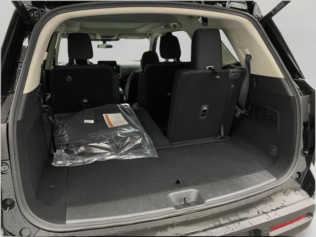 2025 Nissan Pathfinder Vehicle Photo in Appleton, WI 54913