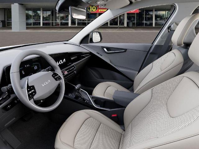 2025 Kia Niro Vehicle Photo in Tucson, AZ 85712