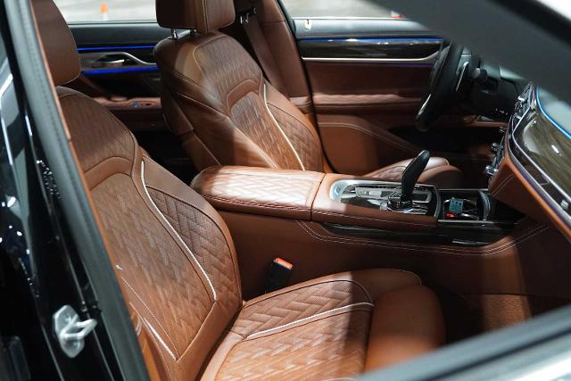 2022 BMW 750i xDrive Vehicle Photo in GRAPEVINE, TX 76051