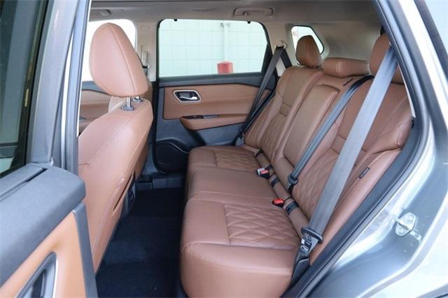 2025 Nissan Rogue Vehicle Photo in Hazelwood, MO 63042