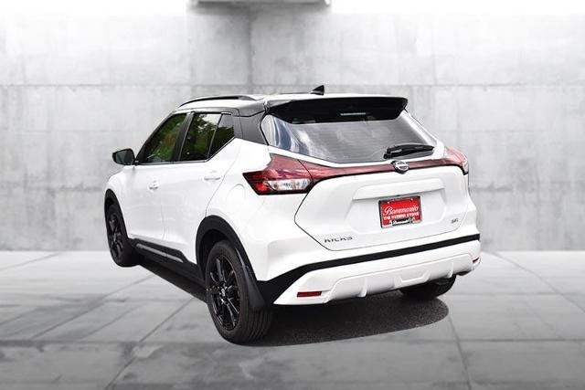 2024 Nissan Kicks Vehicle Photo in Ballwin, MO 63011