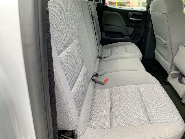 2017 Chevrolet Silverado 1500 Vehicle Photo in MOON TOWNSHIP, PA 15108-2571
