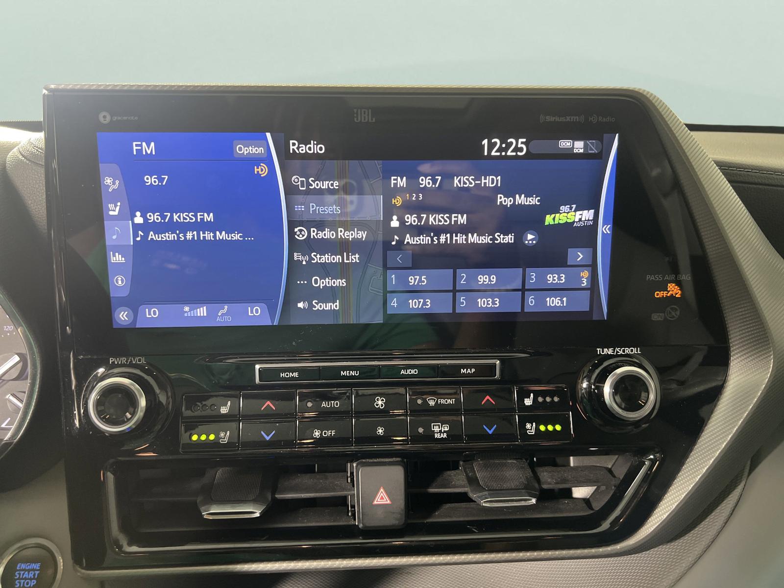 2021 Toyota Highlander Vehicle Photo in Georgetown, TX 78626