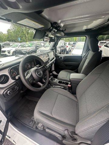 2025 Jeep Wrangler Vehicle Photo in Doylsetown, PA 18901