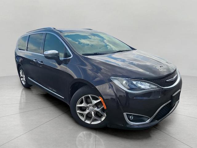 2017 Chrysler Pacifica Vehicle Photo in Appleton, WI 54913