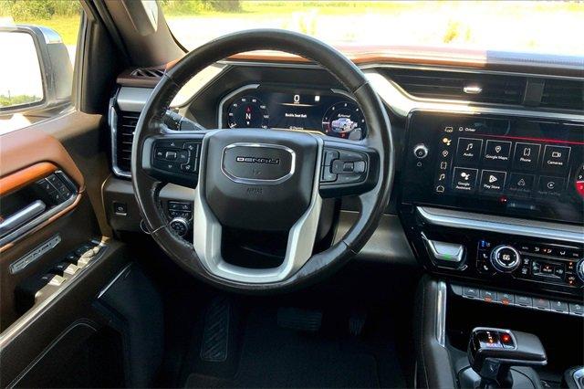2022 GMC Sierra 1500 Vehicle Photo in TOPEKA, KS 66609-0000