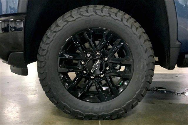 2025 Chevrolet Silverado 2500 HD Vehicle Photo in KANSAS CITY, MO 64114-4502