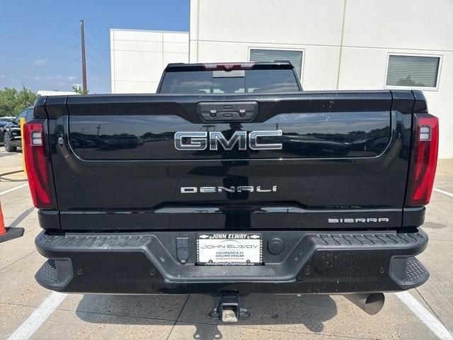 2024 GMC Sierra 3500HD Vehicle Photo in ENGLEWOOD, CO 80113-6708