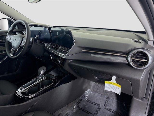 2025 Chevrolet Trax Vehicle Photo in PUYALLUP, WA 98371-4149