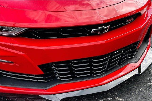 2021 Chevrolet Camaro Vehicle Photo in INDEPENDENCE, MO 64055-1314