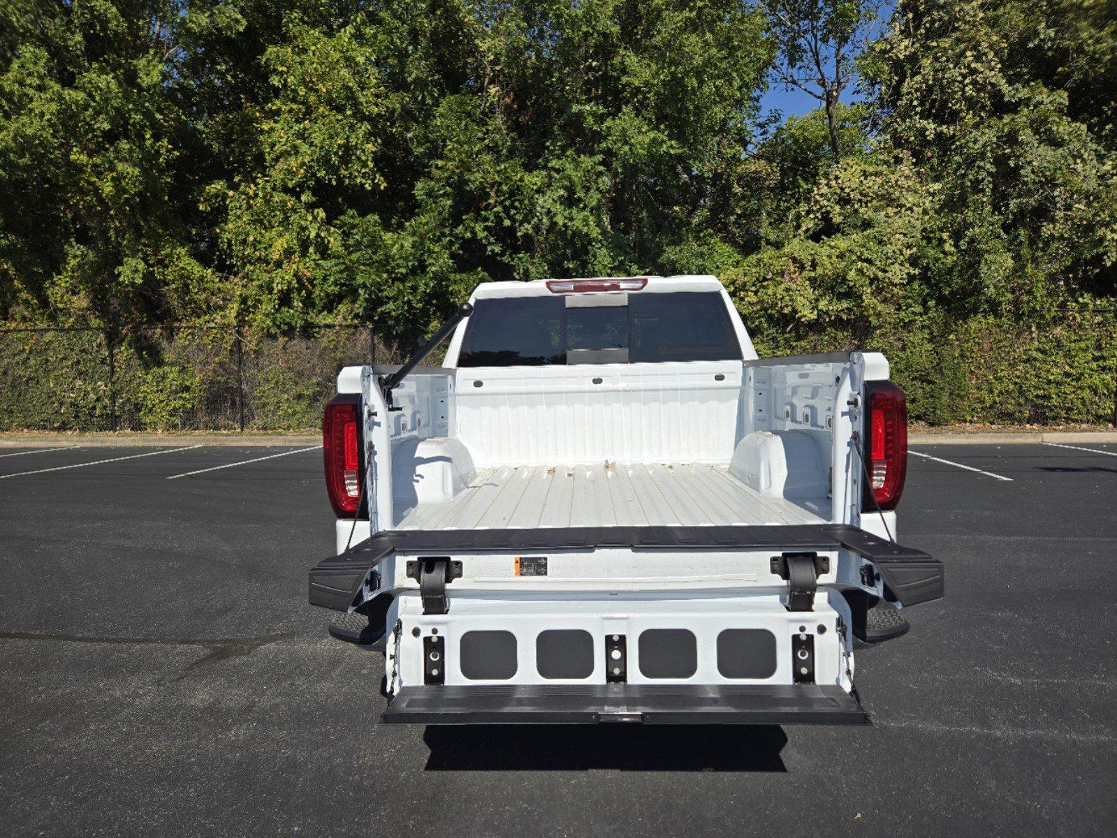 2025 GMC Sierra 1500 Vehicle Photo in DALLAS, TX 75209-3016