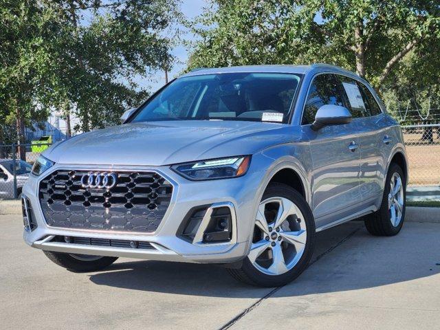 2025 Audi Q5 Vehicle Photo in HOUSTON, TX 77090