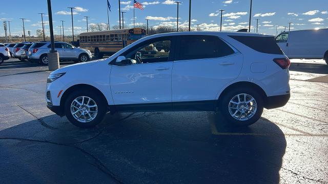 Certified 2022 Chevrolet Equinox LT with VIN 3GNAXUEV0NL236113 for sale in Kaukauna, WI