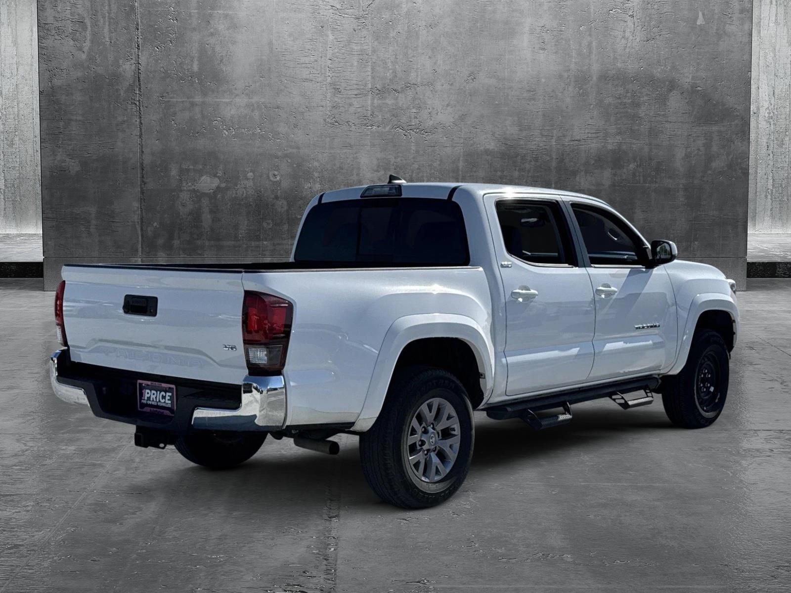 2019 Toyota Tacoma 2WD Vehicle Photo in Ft. Myers, FL 33907