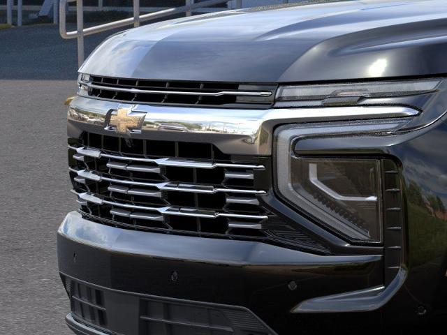 2025 Chevrolet Suburban Vehicle Photo in HOUSTON, TX 77054-4802