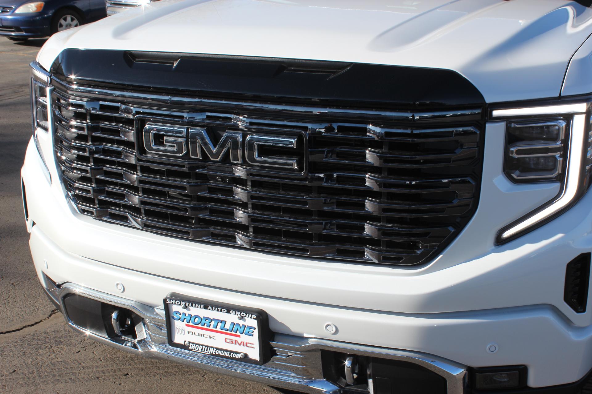 2025 GMC Sierra 1500 Vehicle Photo in AURORA, CO 80012-4011