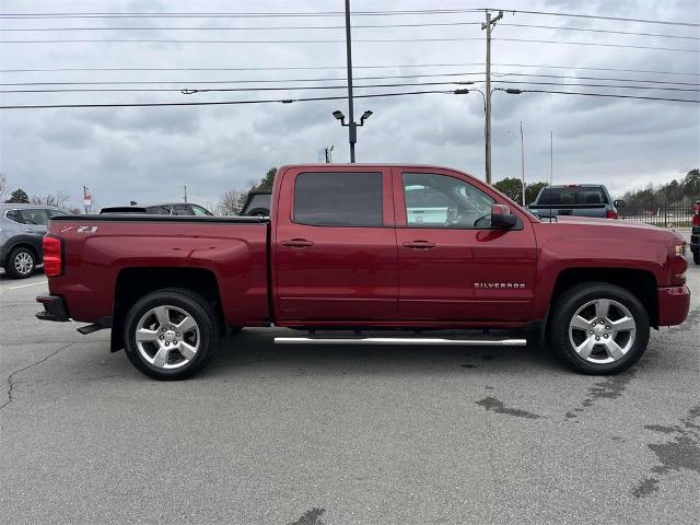 2018 Chevrolet Silverado 1500 Vehicle Photo in ALCOA, TN 37701-3235